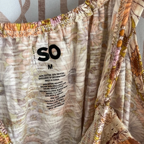 Kohls floral tank top - Picture 3 of 3